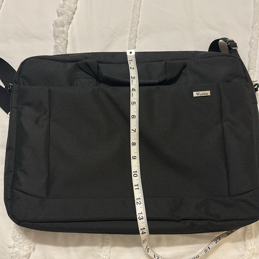 Voova laptop bag in black, EUC, measurements in pics. Front and back zip pocket - Picture 4 of 9